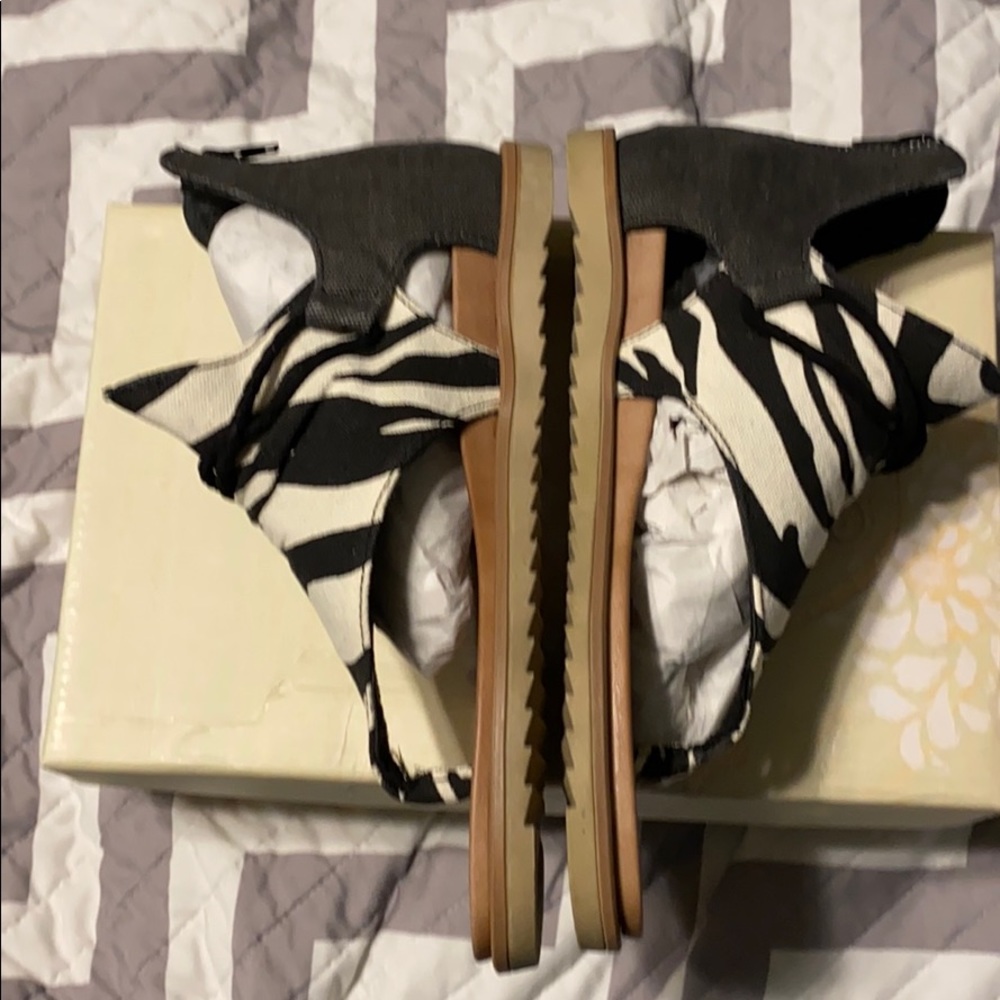 Very G Sparta Zebra Sandal - Picture 5 of 6